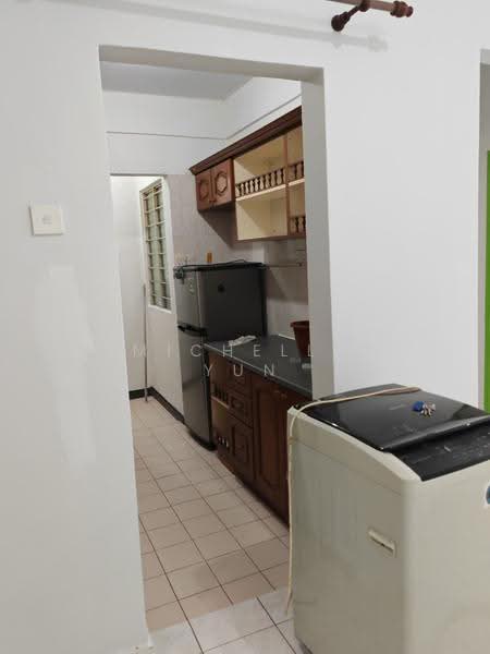 Pangsapuri untuk Dijual di Plaza Sinar Apartment - Michelle Yun - Kitchen - PropertyGuru.com.my