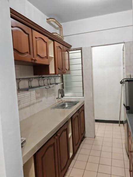 Pangsapuri untuk Dijual di Plaza Sinar Apartment - Michelle Yun - Kitchen - PropertyGuru.com.my