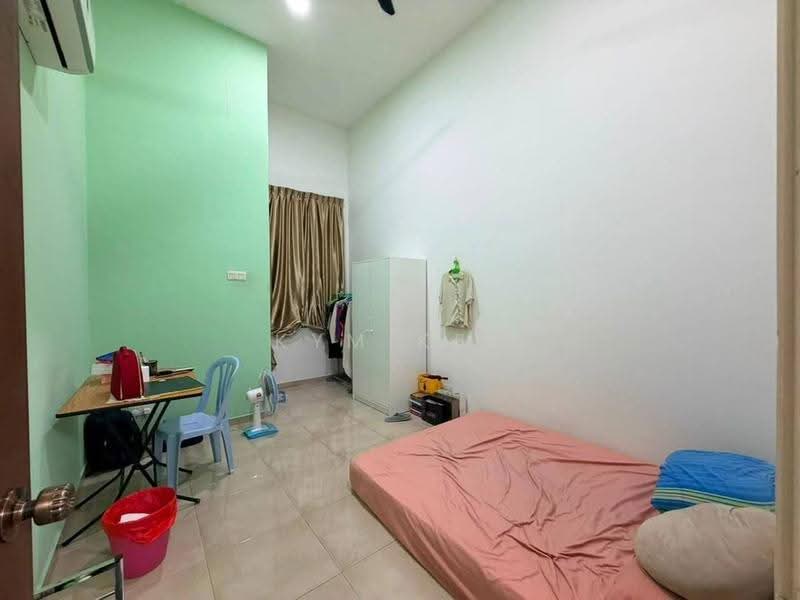 2-storey Terraced House for Sale in Taman Nusa Sentral (Iskandar Puteri (Nusajaya)) - Kym Kee - Bedroom - PropertyGuru.com.my