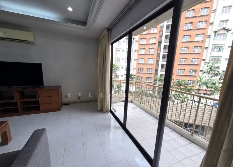 Kondominium untuk Dijual di Catalina Villa - Kenson Ho - Living Room - PropertyGuru.com.my