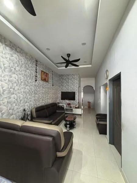 Rumah Teres 1-Tingkat untuk Dijual di Taman Nusa Bestari (Iskandar Puteri (Nusajaya)) - Nathan Chan - Living Room - PropertyGuru.com.my