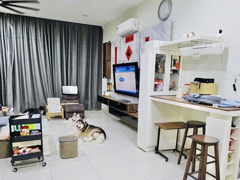 Rumah Teres 2.5-Tingkat untuk Disewa di Bandar Nusaputra (Puchong) - Kow Tze Fui - Living Room - PropertyGuru.com.my