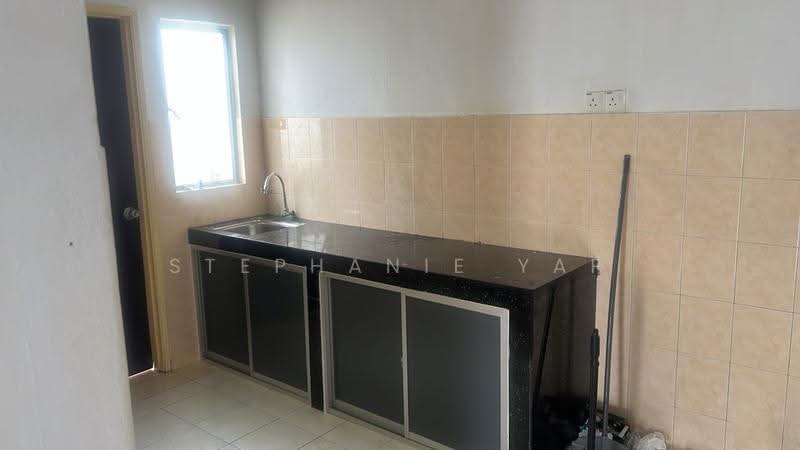 Apartment for Rent at Bayu Villa - Stephanie Yap - Kitchen - PropertyGuru.com.my