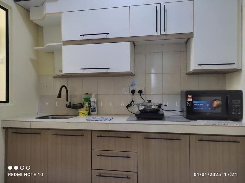 Kediaman Servis untuk Disewa di Casa Subang - Yee Cheak Chen - Kitchen - PropertyGuru.com.my
