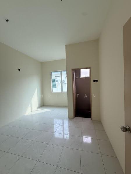 Rumah Berkembar untuk Dijual di Simpang Ampat (Penang) - Chris Tan - PropertyGuru.com.my