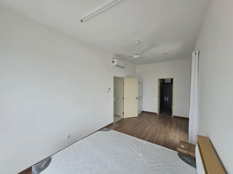 Pangsapuri untuk Dijual di Summit @ Lagoon Residences - Nathan Chan - Bedroom - PropertyGuru.com.my