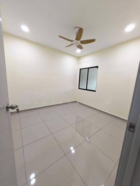 1-storey Terraced House for Sale in Taman Bukit Kempas (Tampoi) - Vanessa Lim - Interior - PropertyGuru.com.my