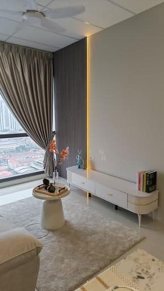 Kediaman Servis untuk Disewa di Edelweiss @ Tropicana Gardens - Alvin Phoon - Living Room - PropertyGuru.com.my