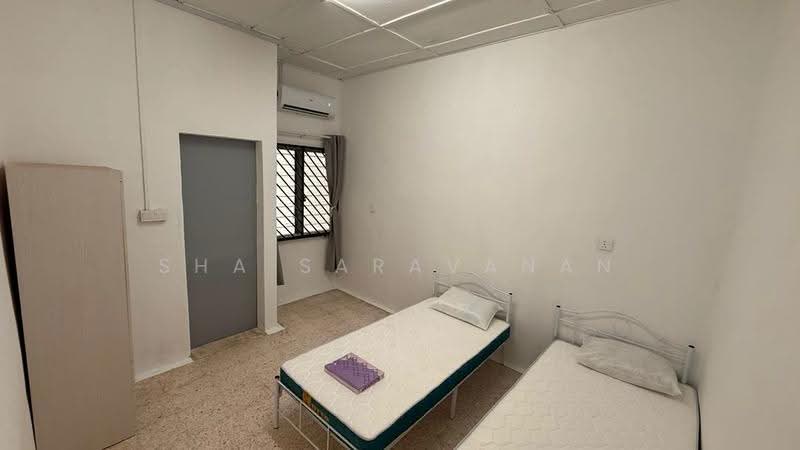 1-storey Terraced House for Rent in Taman Putri Kulai (Kulai) - Sha Saravanan - Bedroom - PropertyGuru.com.my