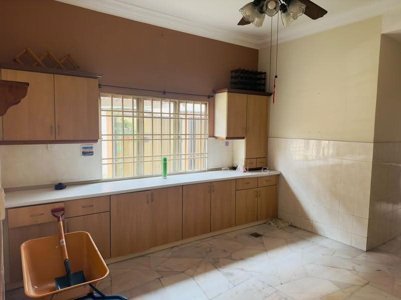 Rumah Berkembar untuk Disewa di Taman Saga (Klang) - Alex Tong - PropertyGuru.com.my
