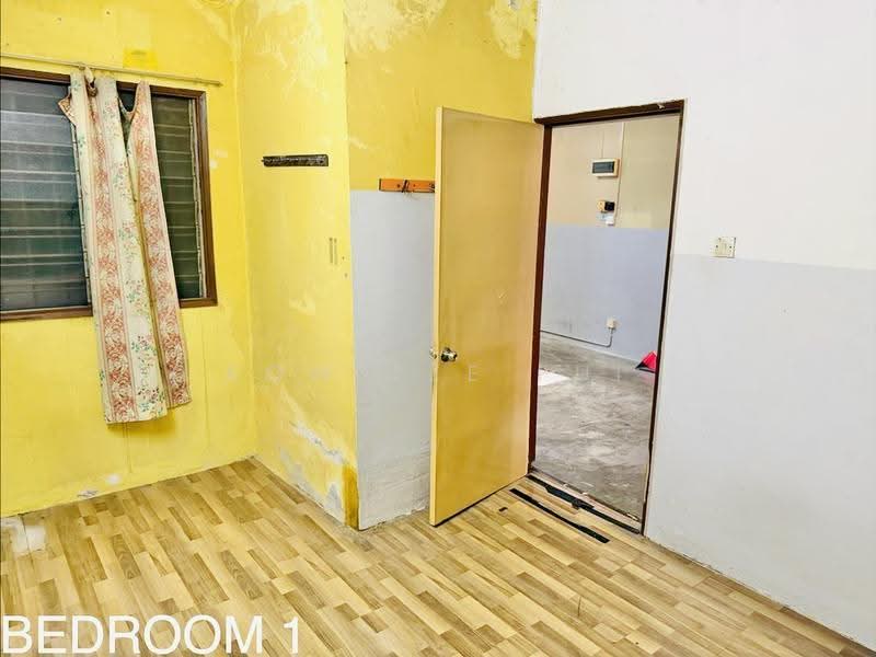Rumah Flat untuk Dijual di Pandan Mewah - Kow Tze Fui - Bedroom - PropertyGuru.com.my