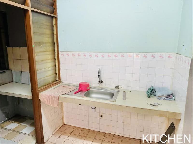 Rumah Flat untuk Dijual di Pandan Mewah - Kow Tze Fui - Kitchen - PropertyGuru.com.my