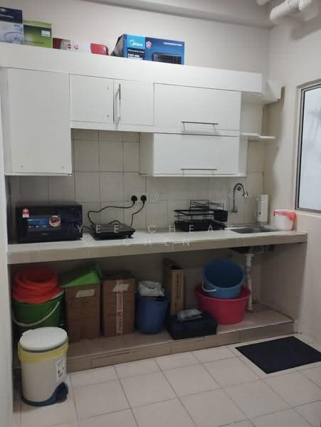 Kediaman Servis untuk Disewa di Casa Subang - Yee Cheak Chen - Kitchen - PropertyGuru.com.my