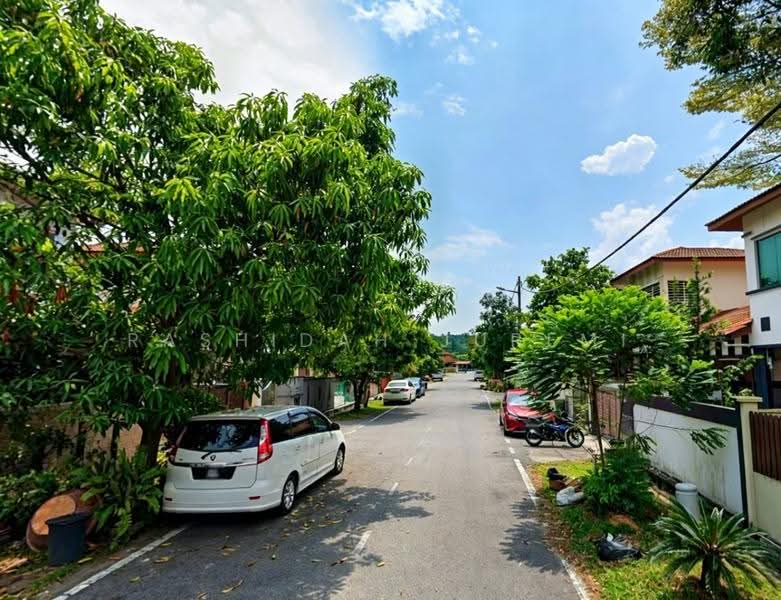 Semi-Detached House for Sale in Taman Garing Utama (Rawang) - Rashidah Juremi - Exterior - PropertyGuru.com.my