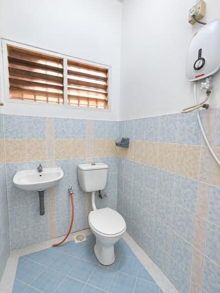 Rumah Teres 2-Tingkat untuk Dijual di Panorama Lapangan Perdana (Ipoh) - Qazin Khoo - Bathroom - PropertyGuru.com.my