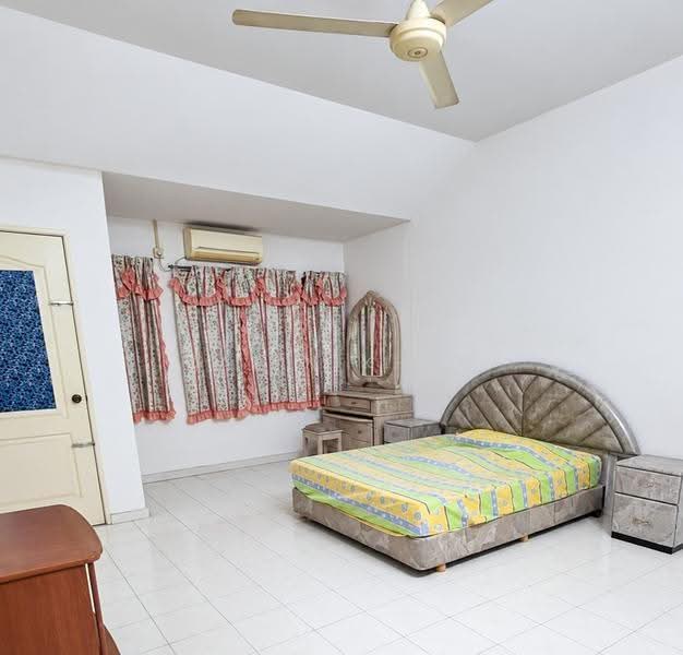 Rumah Teres 2-Tingkat untuk Dijual di Panorama Lapangan Perdana (Ipoh) - Qazin Khoo - Bedroom - PropertyGuru.com.my