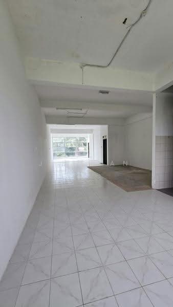 Shop for Rent in Kuching (Sarawak) - Jeno Tan - Interior - PropertyGuru.com.my