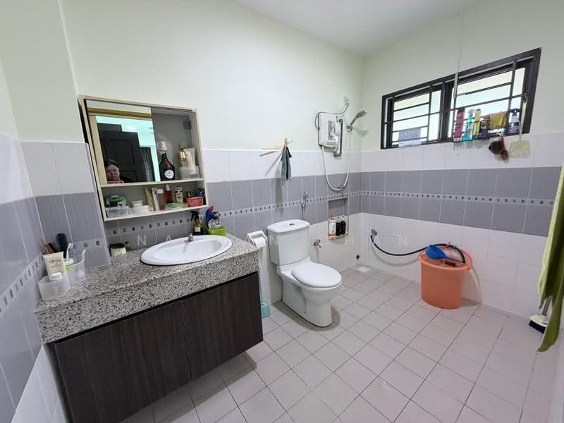 Rumah Berkembar untuk Dijual di Taman Nusa Idaman (Iskandar Puteri (Nusajaya)) - Nathan Chan - Bathroom - PropertyGuru.com.my