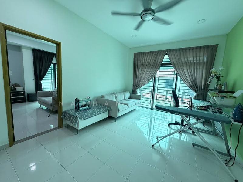 Rumah Berkembar untuk Dijual di Taman Nusa Idaman (Iskandar Puteri (Nusajaya)) - Nathan Chan - Living Room - PropertyGuru.com.my
