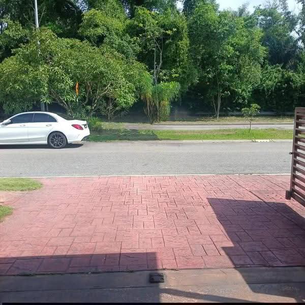 Terraced House for Sale in Bukit Jelutong (Shah Alam) - Muhd Khairulnawawi Kamaruddin - Exterior - PropertyGuru.com.my