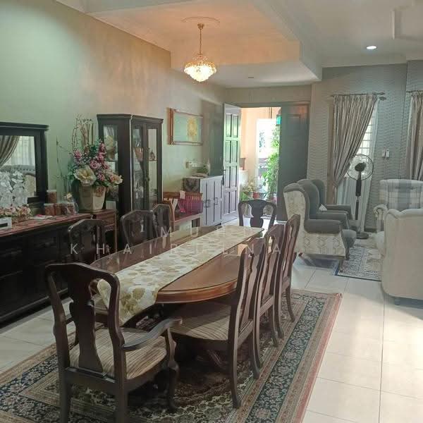 Terraced House for Sale in Bukit Jelutong (Shah Alam) - Muhd Khairulnawawi Kamaruddin - Dining Room - PropertyGuru.com.my