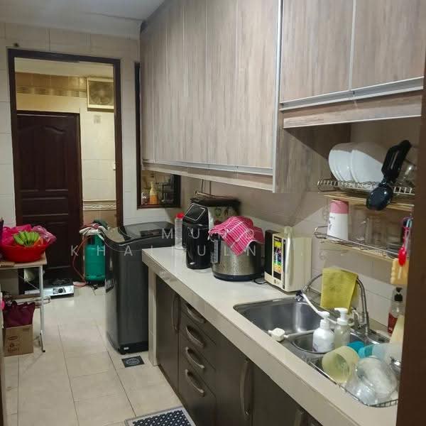 Terraced House for Sale in Bukit Jelutong (Shah Alam) - Muhd Khairulnawawi Kamaruddin - Kitchen - PropertyGuru.com.my
