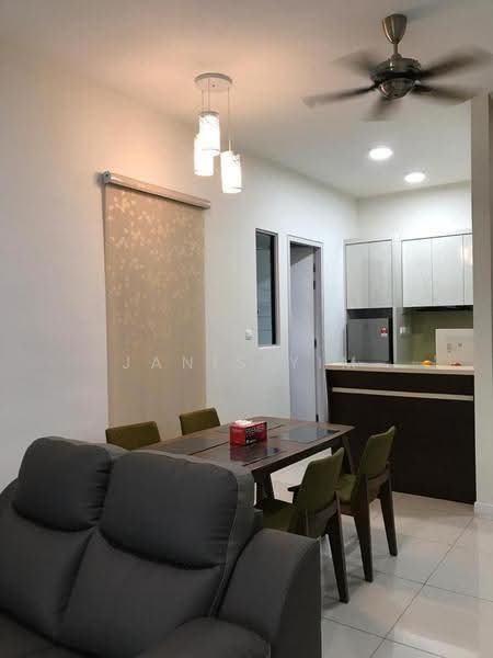 Kediaman Servis untuk Dijual di Sunway Geo Residence - Janis Yim - Living Room - PropertyGuru.com.my