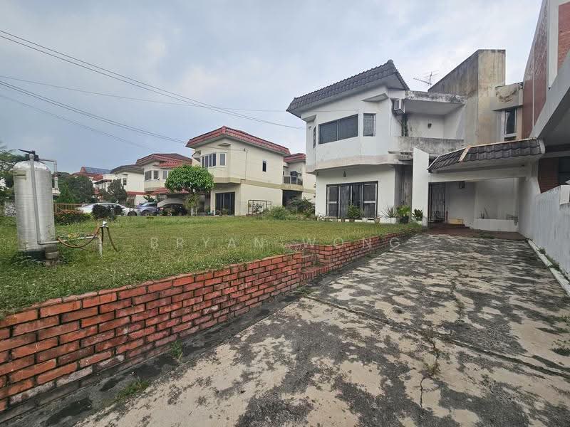 Rumah Berkembar untuk Dijual di Damansara Jaya (Petaling Jaya) - Bryan Wong - Exterior - PropertyGuru.com.my