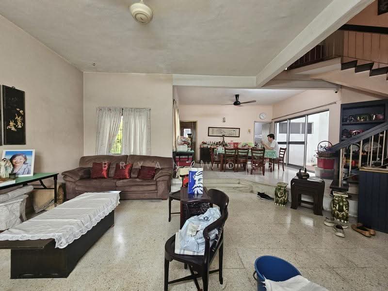 Rumah Berkembar untuk Dijual di Damansara Jaya (Petaling Jaya) - Bryan Wong - Living Room - PropertyGuru.com.my