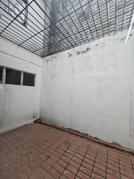 Rumah Berkembar untuk Dijual di Damansara Jaya (Petaling Jaya) - Bryan Wong - Exterior - PropertyGuru.com.my