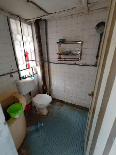 Rumah Teres 2.5-Tingkat untuk Dijual di Taman Dato Senu (Sentul) - Jeffrey Hoon - Bathroom - PropertyGuru.com.my