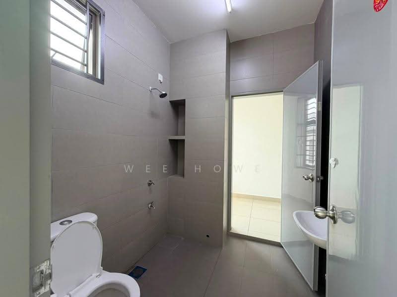 2-storey Terraced House for Sale in Mutiara Rini (Skudai) - Wee Howe - Bathroom - PropertyGuru.com.my