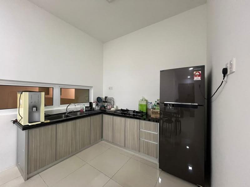 Condominium for Rent at Orchard Ville - Khai Shian - Kitchen - PropertyGuru.com.my