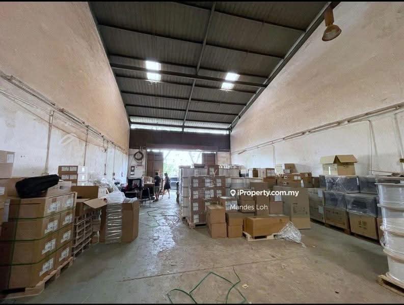 Kilang Teres untuk Disewa di Subang Light Industrial Park (Subang Jaya) - Jeffrey Lim - Interior - PropertyGuru.com.my