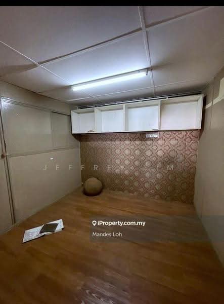 Kilang Teres untuk Disewa di Subang Light Industrial Park (Subang Jaya) - Jeffrey Lim - Interior - PropertyGuru.com.my