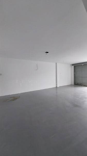 Shop for Rent in Klang (Selangor) - Edwin Tan Tian Hoe - Interior - PropertyGuru.com.my