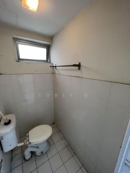Kondominium untuk Dijual di The Tamarind - Tobey G - Bathroom - PropertyGuru.com.my