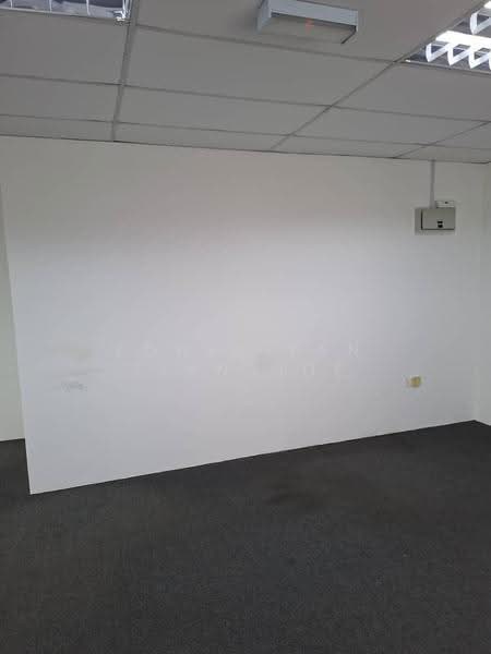 Shop for Rent in Klang (Selangor) - Edwin Tan Tian Hoe - Interior - PropertyGuru.com.my