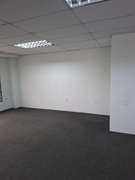 Shop for Rent in Klang (Selangor) - Edwin Tan Tian Hoe - Interior - PropertyGuru.com.my