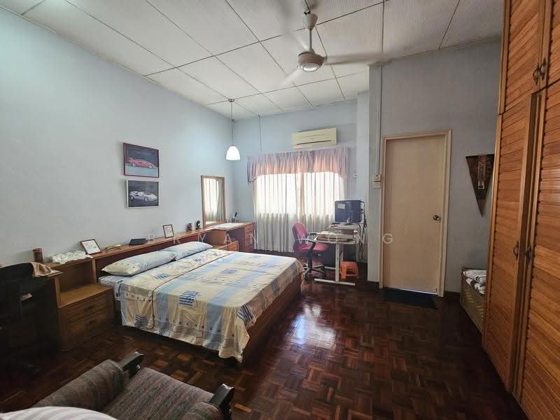 Rumah Berkembar untuk Dijual di Damansara Kim (Petaling Jaya) - Bryan Wong - PropertyGuru.com.my