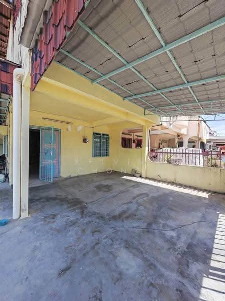 2-storey Terraced House for Rent in Pekan Razaki (Ipoh) - Kelvin Chong - Exterior - PropertyGuru.com.my