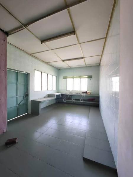 2-storey Terraced House for Rent in Pekan Razaki (Ipoh) - Kelvin Chong - Kitchen - PropertyGuru.com.my