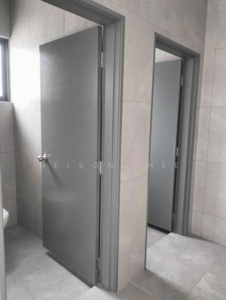 Shop / Office untuk Disewa di Telok Panglima Garang (Selangor) - Nelson Chee - Bathroom - PropertyGuru.com.my