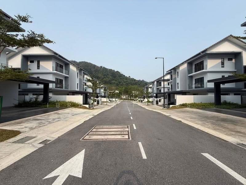 Semi-Detached House for Sale in Ampang (Selangor) - Ibrahim Iderus - Exterior - PropertyGuru.com.my