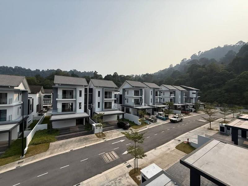 Semi-Detached House for Sale in Ampang (Selangor) - Ibrahim Iderus - Exterior - PropertyGuru.com.my
