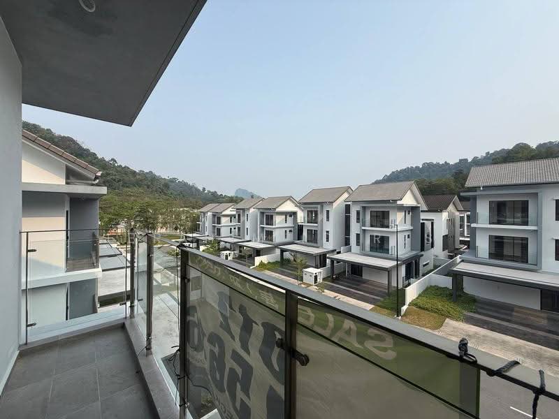 Semi-Detached House for Sale in Ampang (Selangor) - Ibrahim Iderus - Exterior - PropertyGuru.com.my