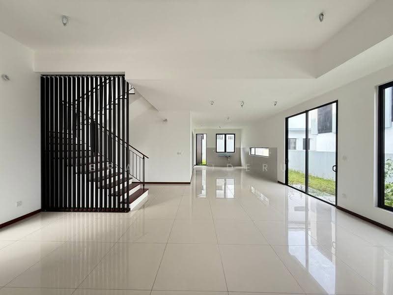 Semi-Detached House for Sale in Ampang (Selangor) - Ibrahim Iderus - Living Room - PropertyGuru.com.my