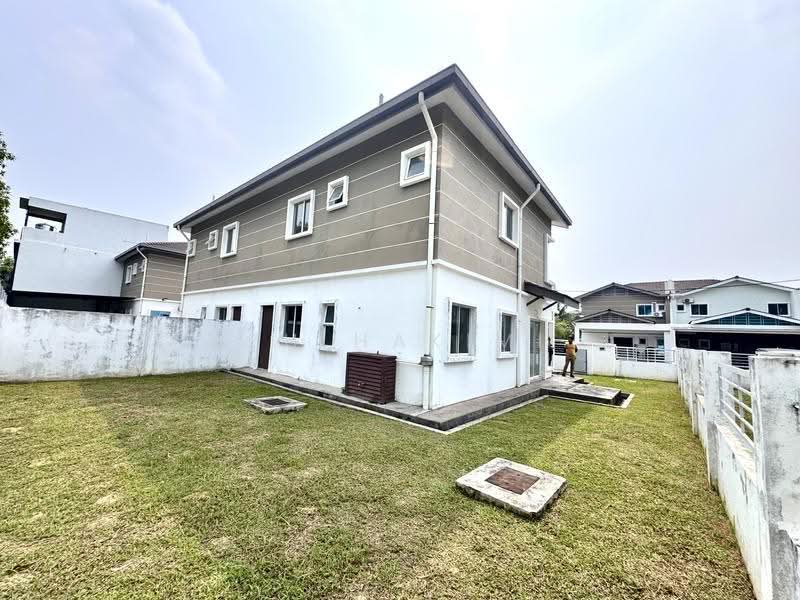 Rumah Berkembar untuk Dijual di Sepang (Selangor) - NUZULHAKIMI . - Exterior - PropertyGuru.com.my