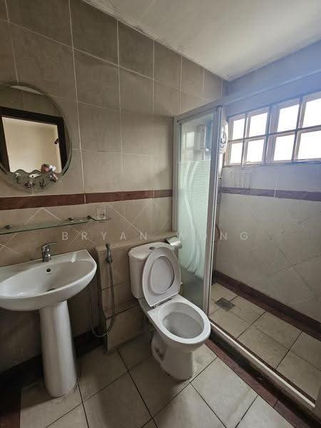 Semi-Detached House for Sale in SS 21, Damansara Utama (Petaling Jaya) - Bryan Wong - Bathroom - PropertyGuru.com.my