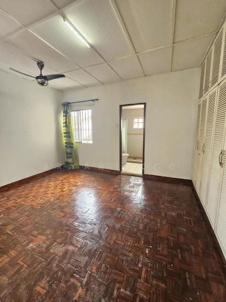 Semi-Detached House for Sale in SS 21, Damansara Utama (Petaling Jaya) - Bryan Wong - Bedroom - PropertyGuru.com.my